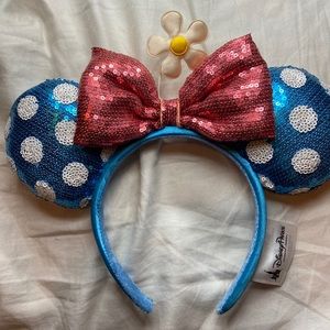 Disneyparks ears with flower and polka dots